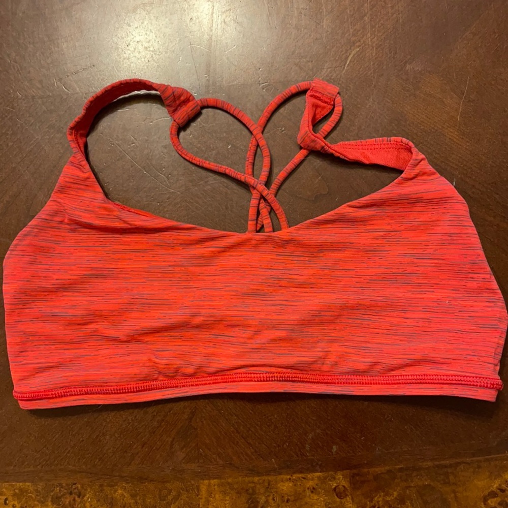 Lululemon Free To Be Sports Bra - size 8